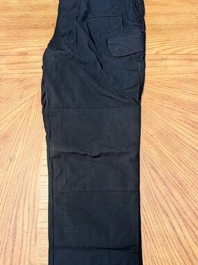 5.11 Tactical Stryke Black Cargo Pants - Rugged Utility Duty